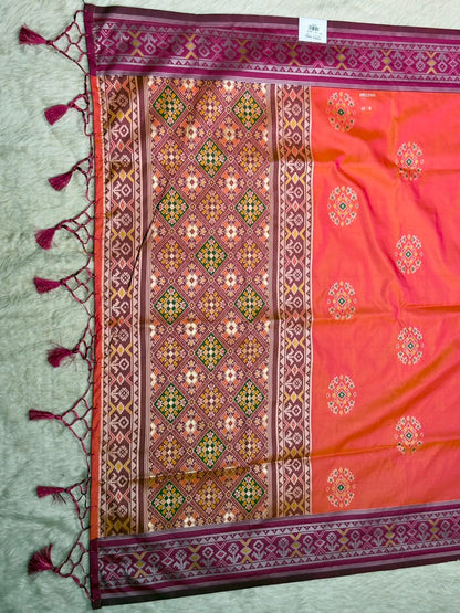 SHAGUN FASHION Traditional Gajji Silk Patola Print Saree with Designer Border & Tassels