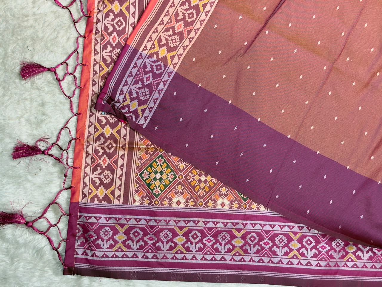 SHAGUN FASHION Traditional Gajji Silk Patola Print Saree with Designer Border & Tassels