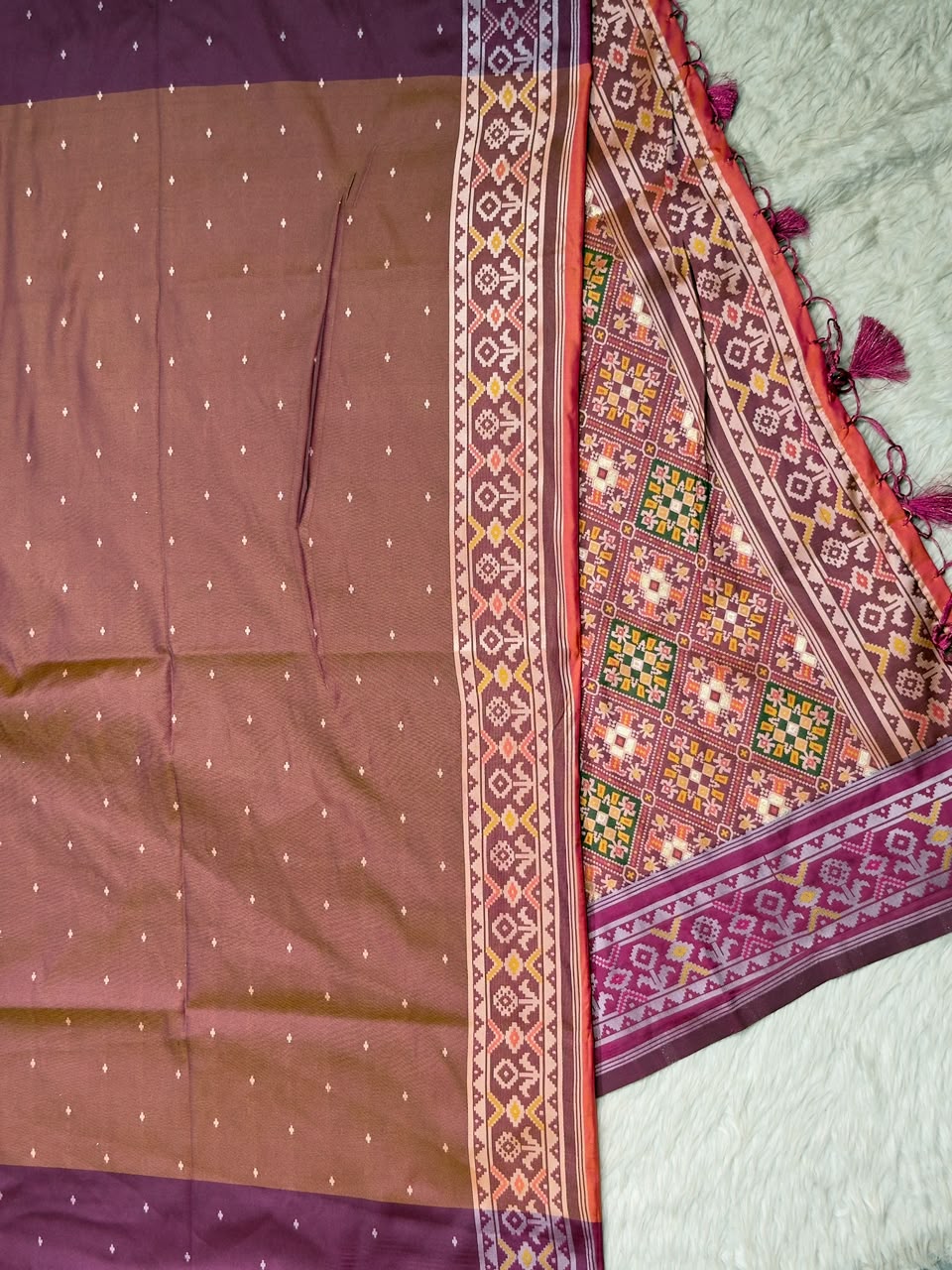 SHAGUN FASHION Traditional Gajji Silk Patola Print Saree with Designer Border & Tassels