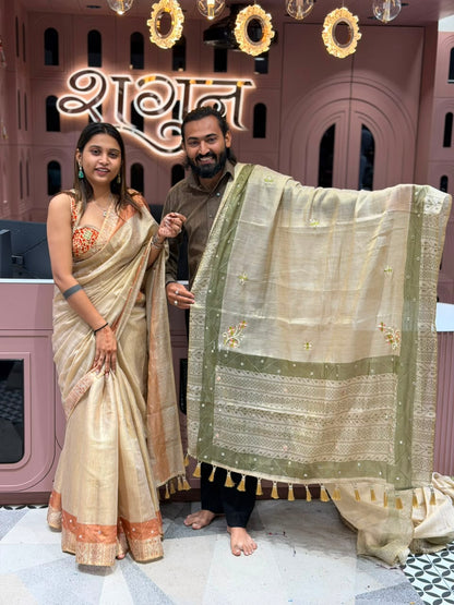 SHAGUN FASHION Premium Linen Cotton Saree with Traditional Geometric Motif Border, Mirror Work & Tassel Pallu