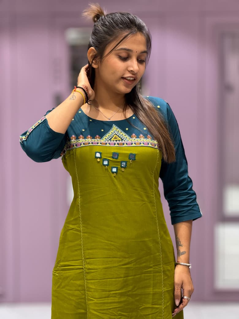 SHAGUN FASHION – Premium Straight Kurti & Bottom Set