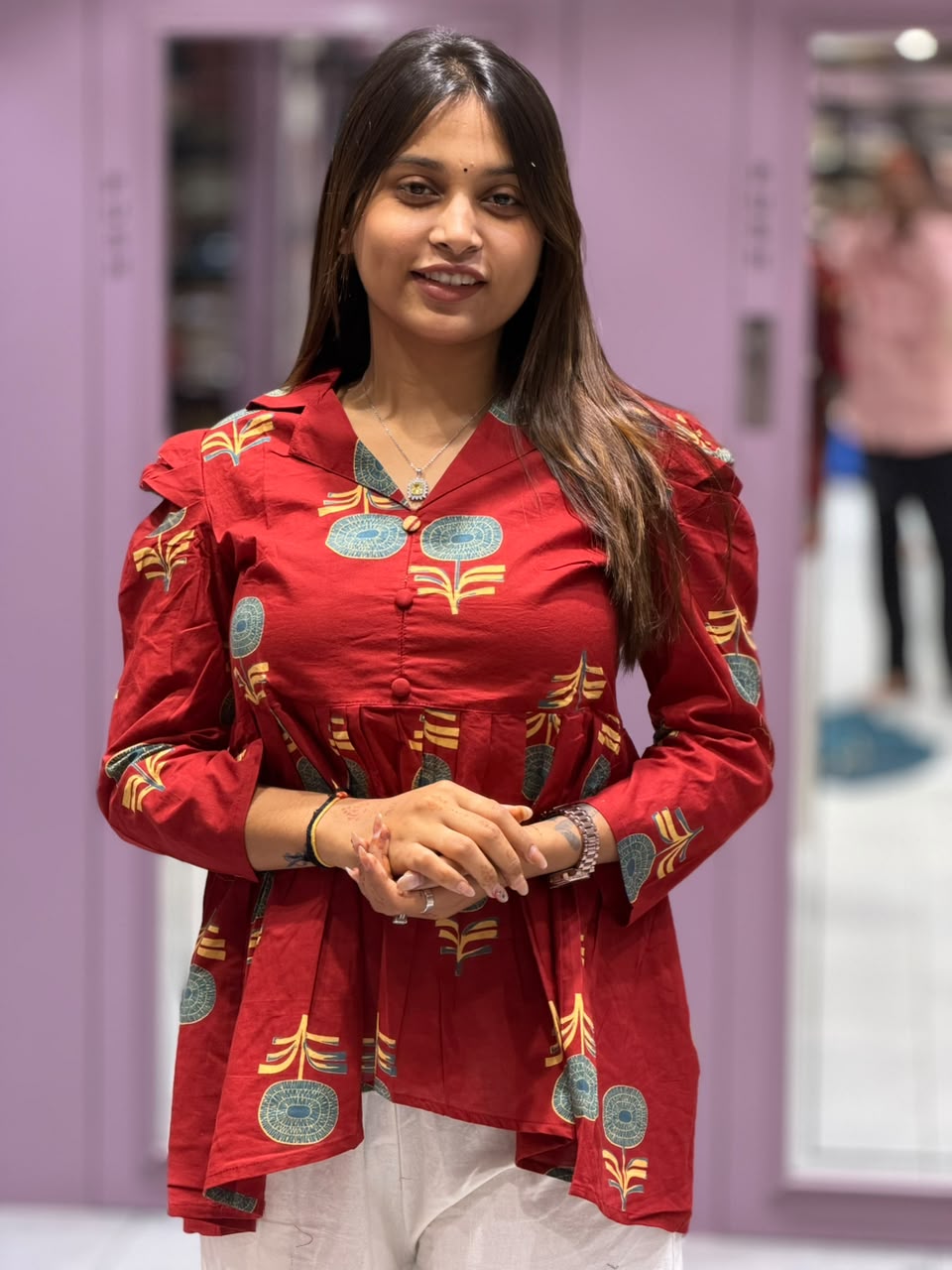 SHAGUN FASHION – Stylish Floral Print Cotton High-Low Tunic & Pant Set