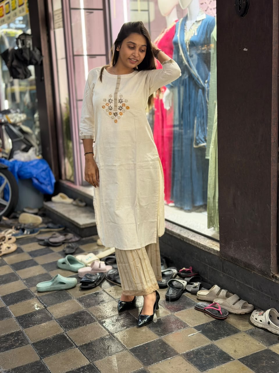 SHAGUN FASHION Off-White Floral Embroidered Straight Kurti & Striped Palazzo Set