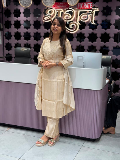 SHAGUN FASHION – Premium Embroidered Silk Kurti Set with Dupatta