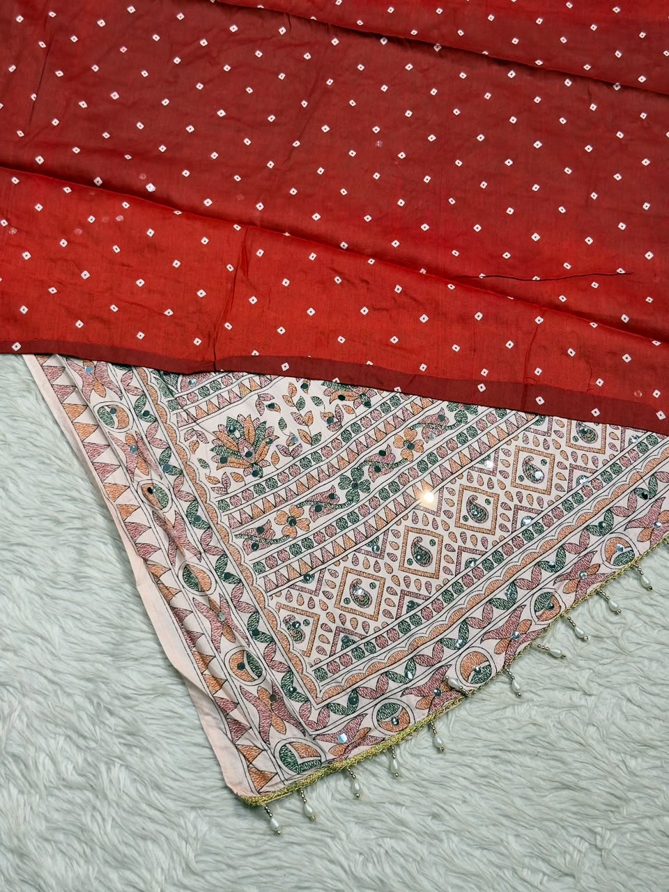 SHAGUN FASHION Pure Cotton Bandhani Printed Saree with Traditional Handwork Border & Mirror Work