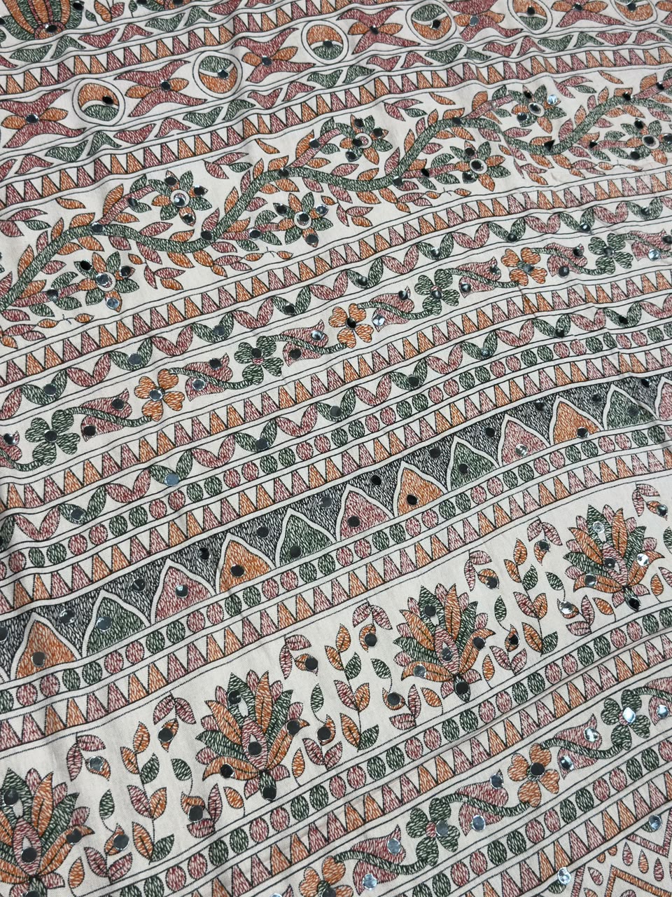 SHAGUN FASHION Pure Cotton Bandhani Printed Saree with Traditional Handwork Border & Mirror Work