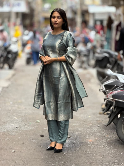 SHAGUN FASHION - Elegant Woven Banarasi Silk Kurti Pant Set with Dupatta