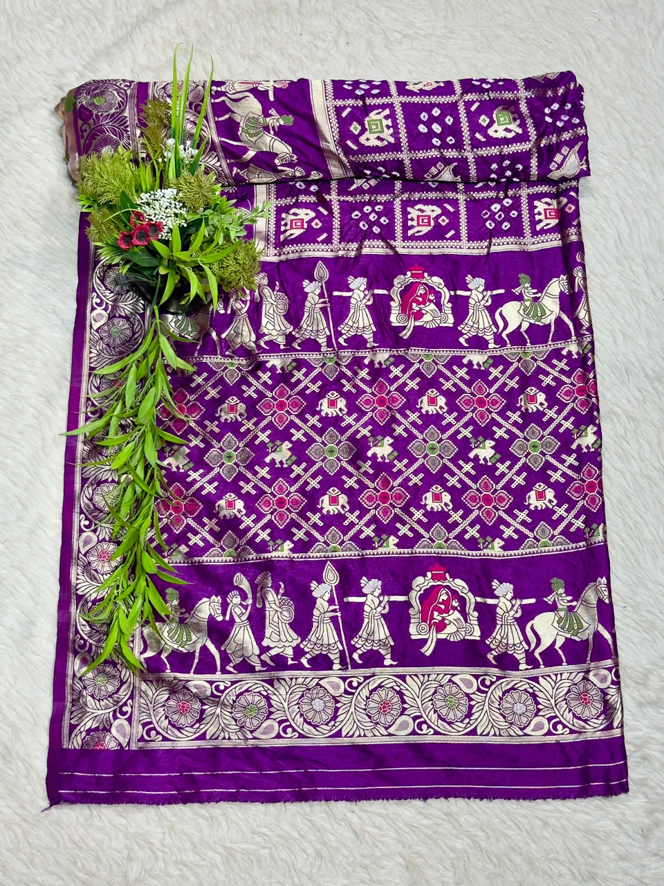 Royal Blue Banarasi Silk Saree with Traditional Baarat & Patola Motifs