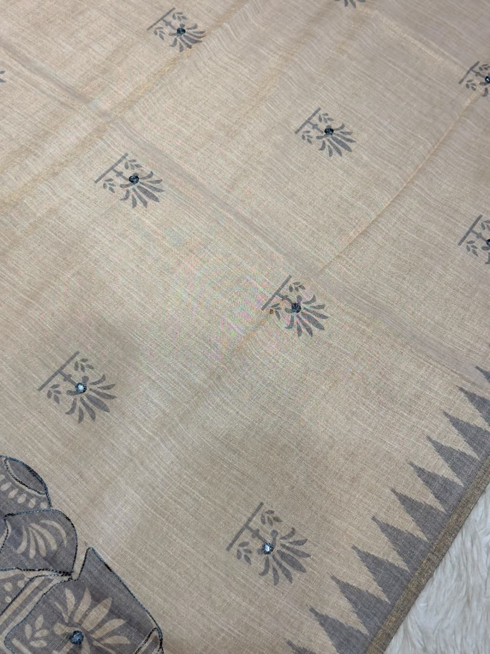 SHAGUN FASHION Exclusive Natural Linen Cotton Elephant Print Saree with Mirror Handwork & Tassels