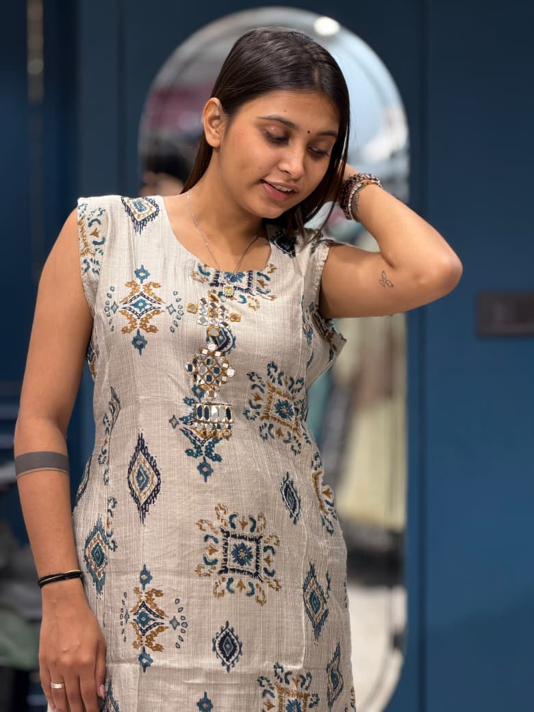 SHAGUN FASHION Premium Sleeveless Ethnic Printed Kurti & Matching Pant Set with Neck Mirror Handwork