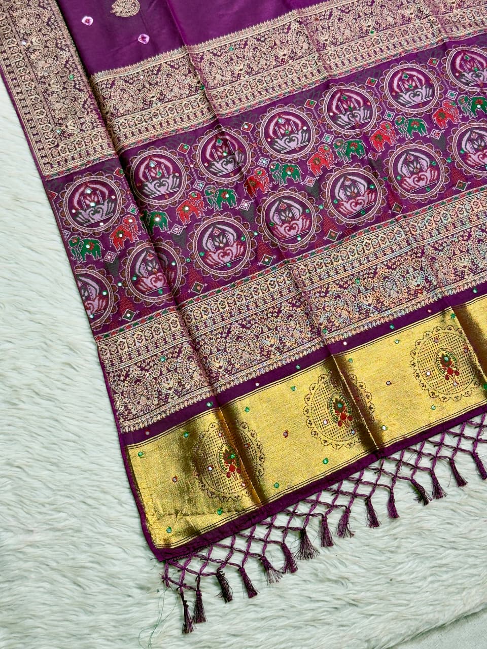 SHAGUN FASHION Exclusive Soft Silk Saree with Traditional Kalamkari Lotus & Elephant Weave Pallu, Mirror Handwork & Rich Golden Zari Border ✨