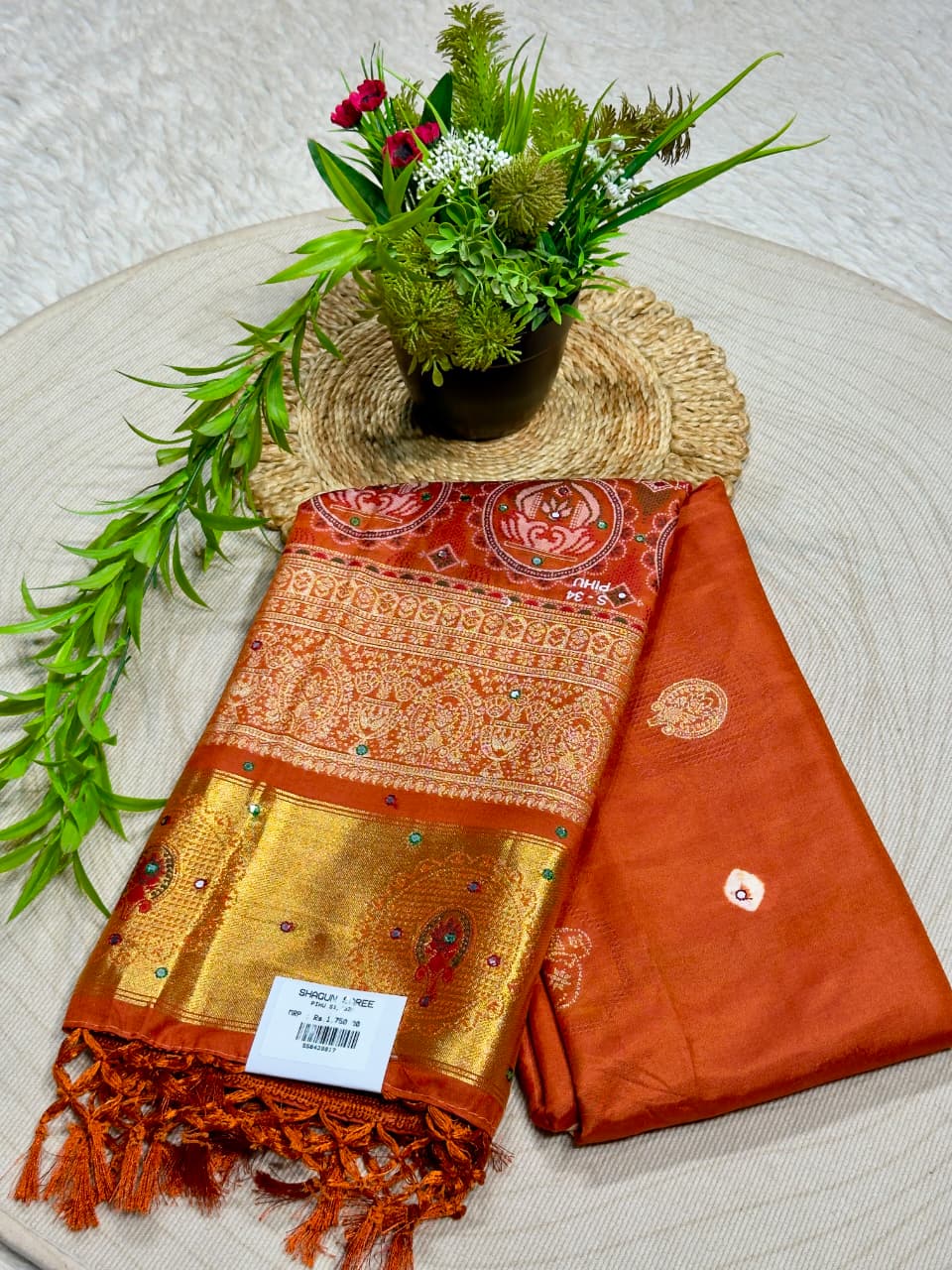 SHAGUN FASHION Exclusive Soft Silk Saree with Traditional Kalamkari Lotus & Elephant Weave Pallu, Mirror Handwork & Rich Golden Zari Border ✨