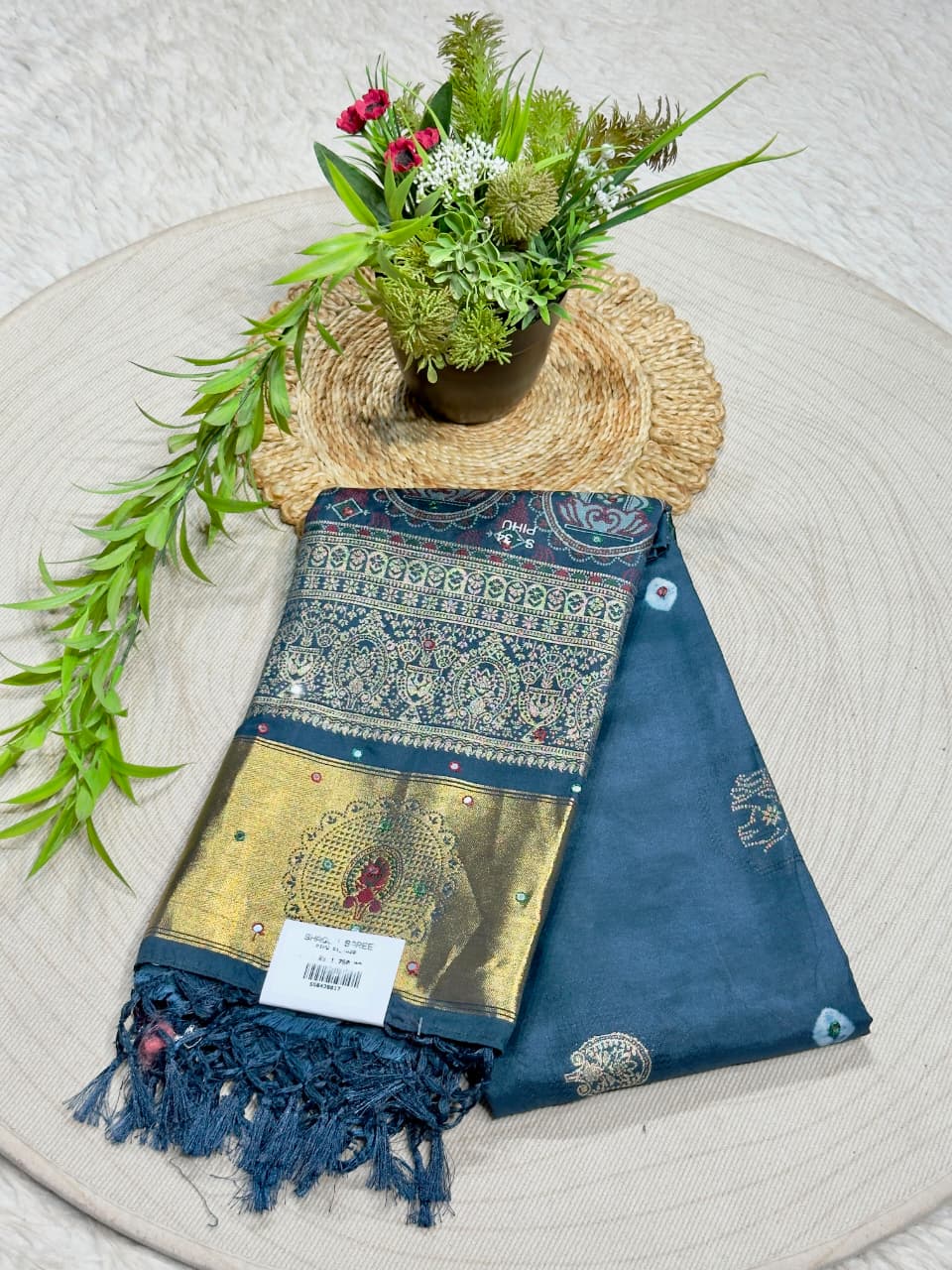 SHAGUN FASHION Exclusive Soft Silk Saree with Traditional Kalamkari Lotus & Elephant Weave Pallu, Mirror Handwork & Rich Golden Zari Border ✨