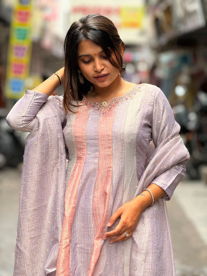 SHAGUN FASHION Lavender Dual-Tone Kurti, Flared Palazzo & Dupatta 3-Piece Set