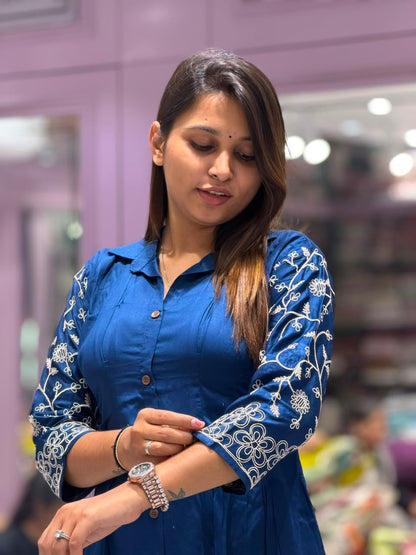 SHAGUN FASHION – Stylish Embroidered Short Kurti with Matching Pant Co-ord Set