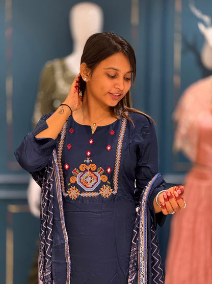 SHAGUN FASHION Premium Designer Embroidery Kurti Set with Printed Dupatta | Available on zankhi.in
