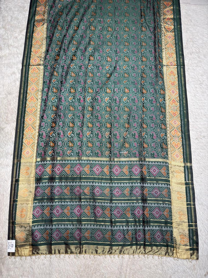 SHAGUN FASHION Exclusive Banglori Soft Silk Ikat Patola Saree with Rich Zari Weaving Pallu & Pearl Tassel Finish