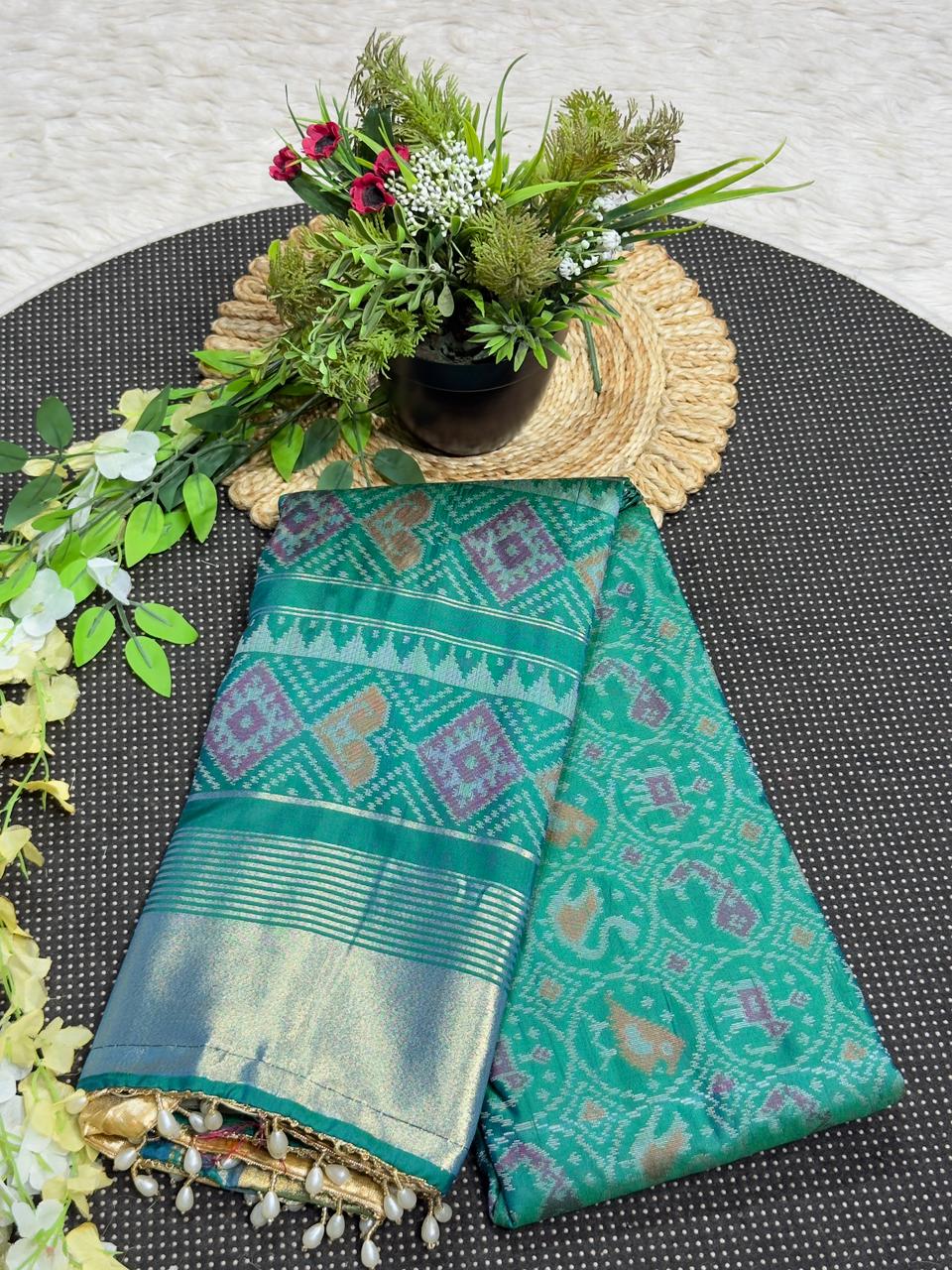 SHAGUN FASHION Exclusive Banglori Soft Silk Ikat Patola Saree with Rich Zari Weaving Pallu & Pearl Tassel Finish