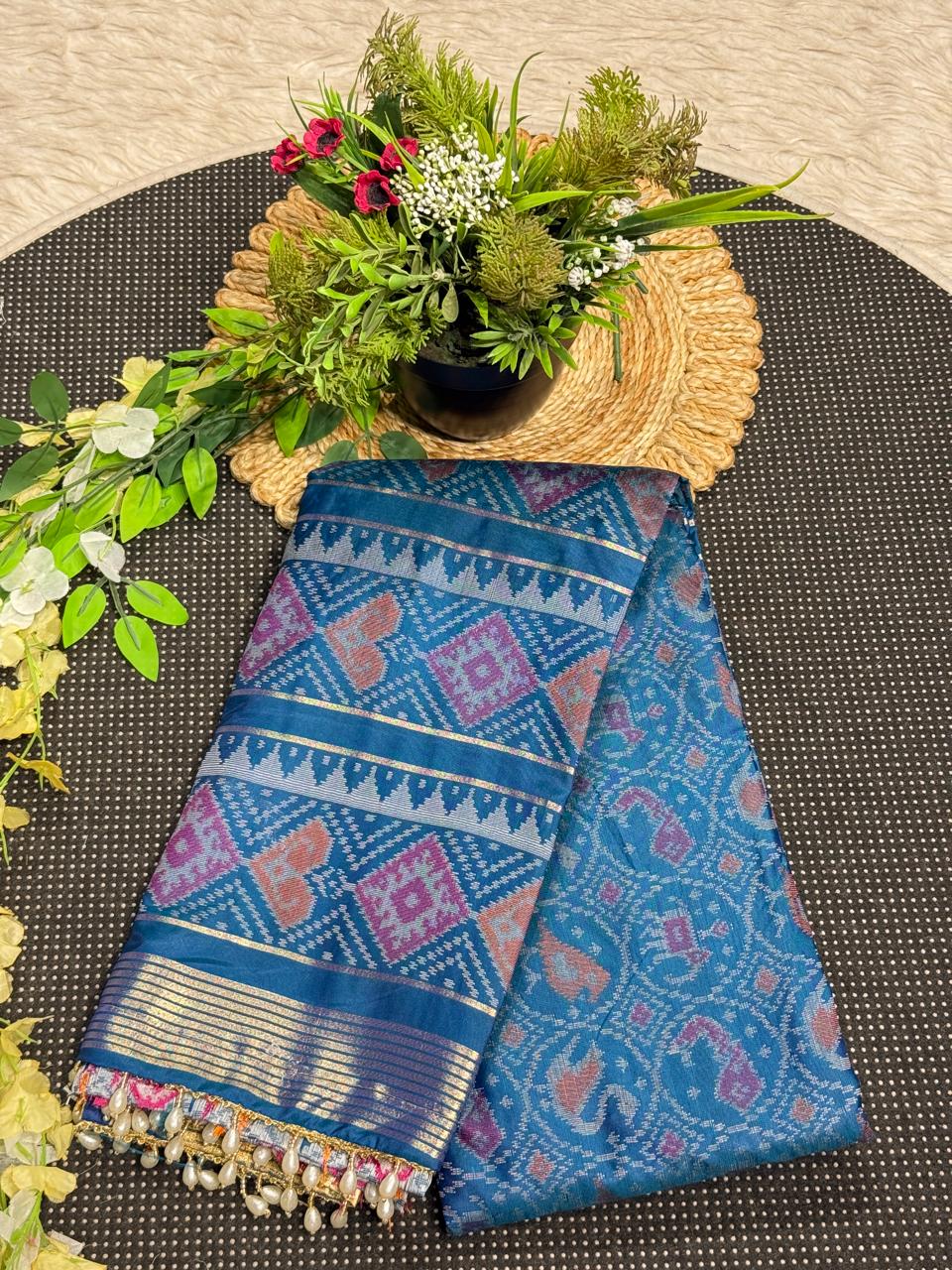 SHAGUN FASHION Exclusive Banglori Soft Silk Ikat Patola Saree with Rich Zari Weaving Pallu & Pearl Tassel Finish