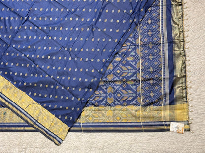 SHAGUN FASHION Premium Patola Weave Silk Saree with Rich Zari Border & Pearl Latkan