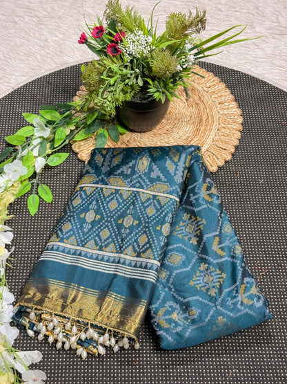 SHAGUN FASHION Premium Patola Weave Silk Saree with Rich Zari Border & Pearl Latkan