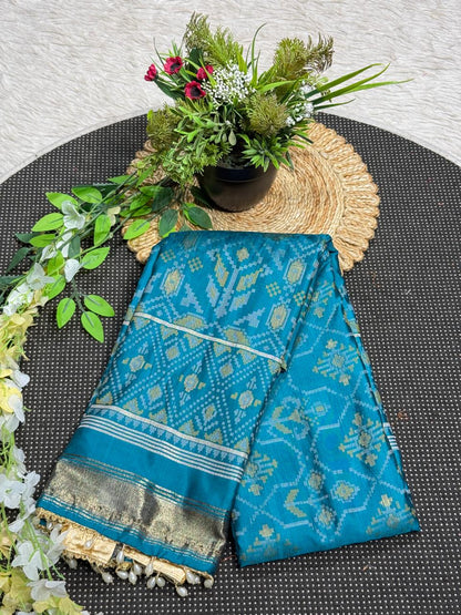 SHAGUN FASHION Premium Patola Weave Silk Saree with Rich Zari Border & Pearl Latkan