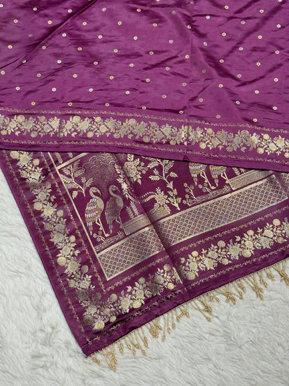 SHAGUN FASHION Premium Flamingo Motif Silk Weaving Saree with Tassels