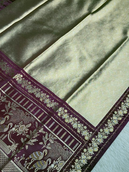 SHAGUN FASHION Premium Flamingo Motif Silk Weaving Saree with Tassels