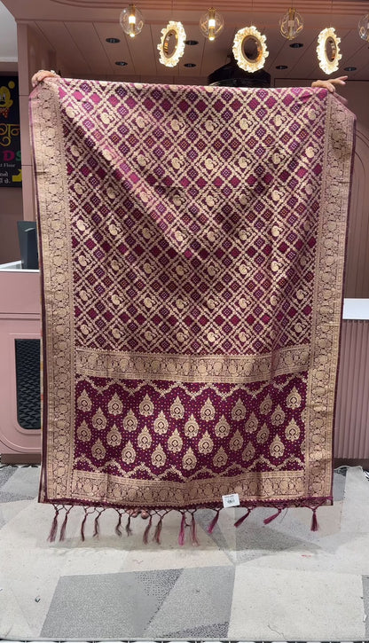 SHAGUN FASHION Premium Banarasi Art Silk Bandhani Jacquard Saree with Mirror-Work Heavily Embroidered Blouse Piece