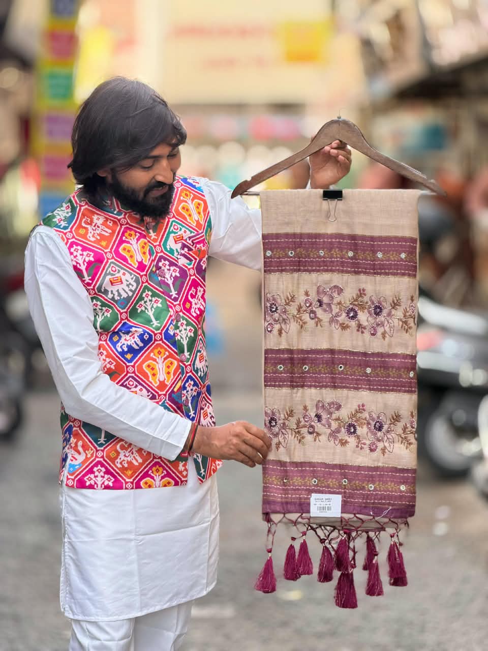 SHAGUN FASHION Designer Hand Embroidery Linen Cotton Saree with Mirror Work & Fancy Tassels