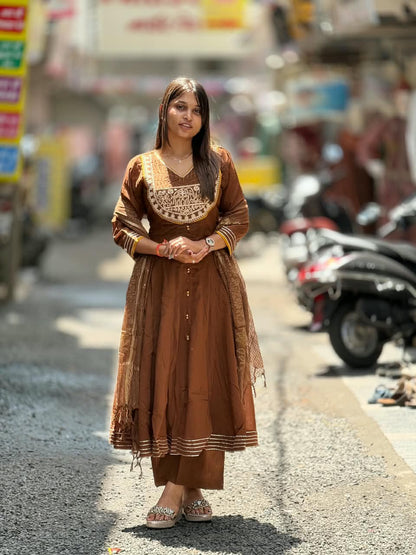 SHAGUN FASHION Premium Elephant Embroidered Anarkali Kurti Pant Dupatta Set | zankhi.in