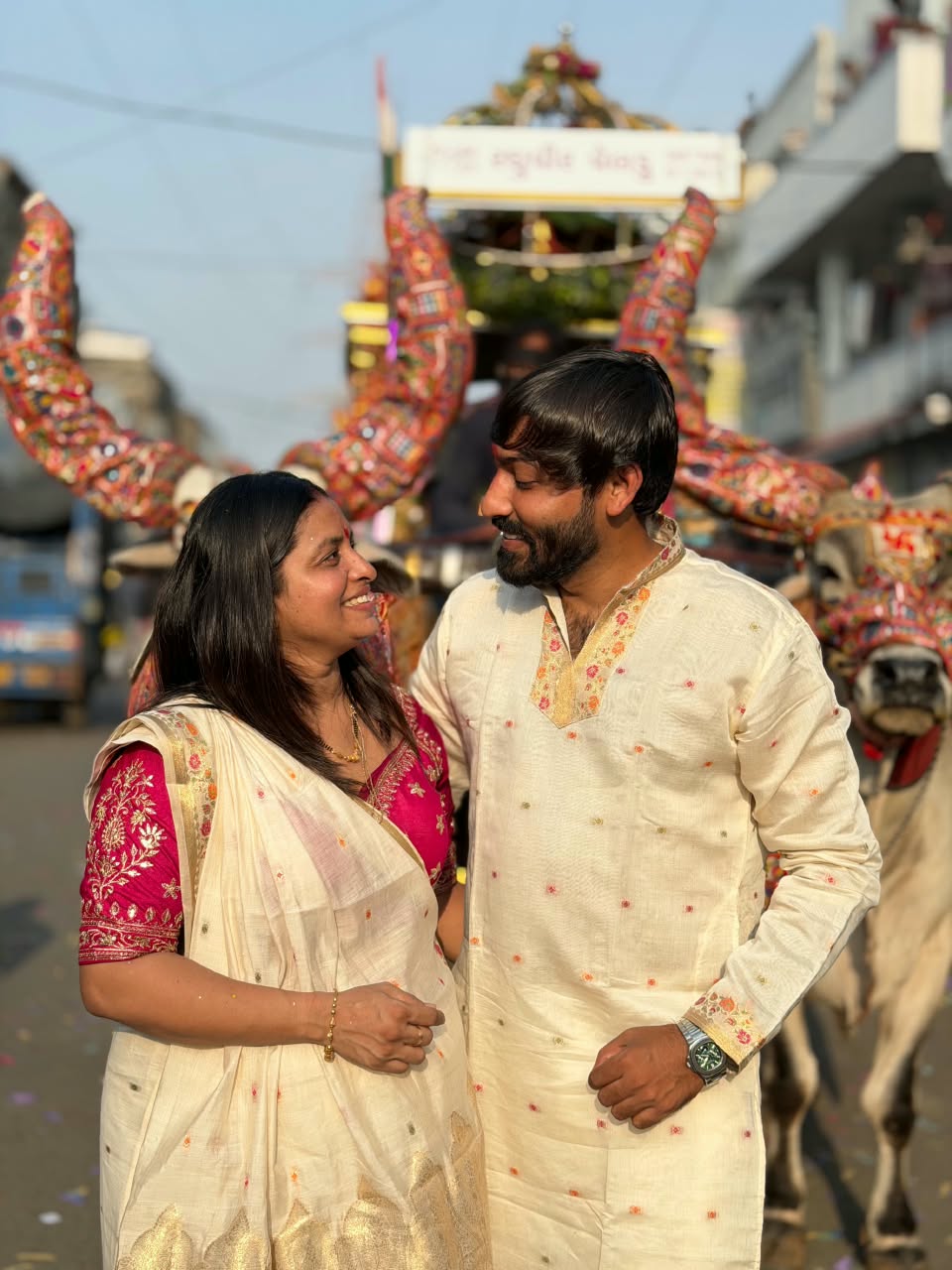 SHAGUN FASHION Premium Off-White Festival Matching Couple Set