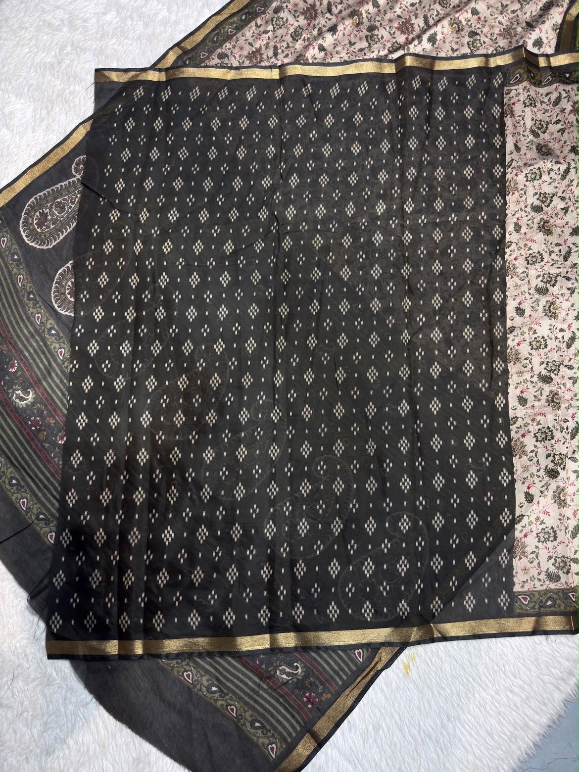 SHAGUN FASHION - Super Gold Floral Print Saree with Zari Border