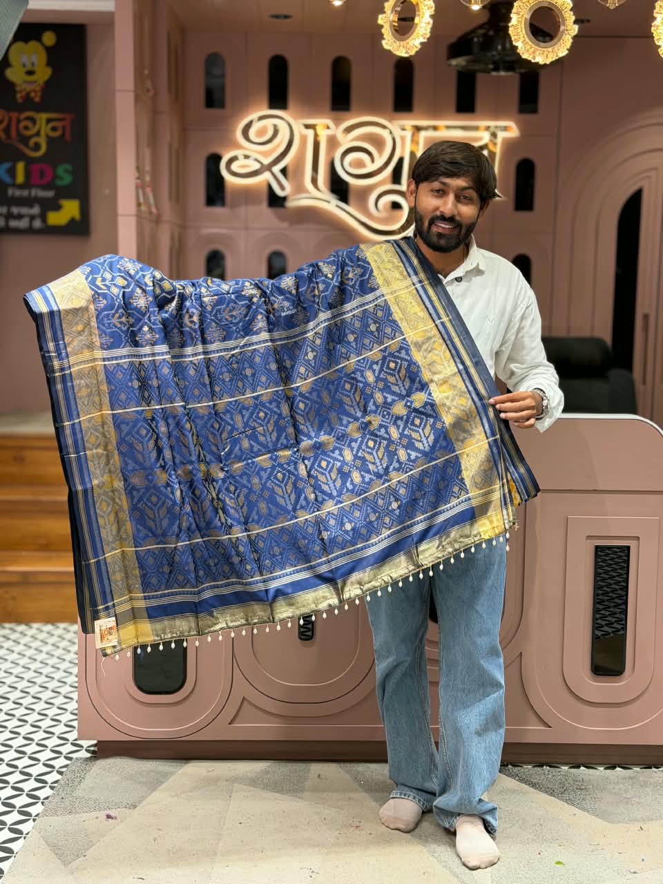 SHAGUN FASHION Exclusive Patola Silk Saree With Rich Zari Weaving & Pearl Latkan