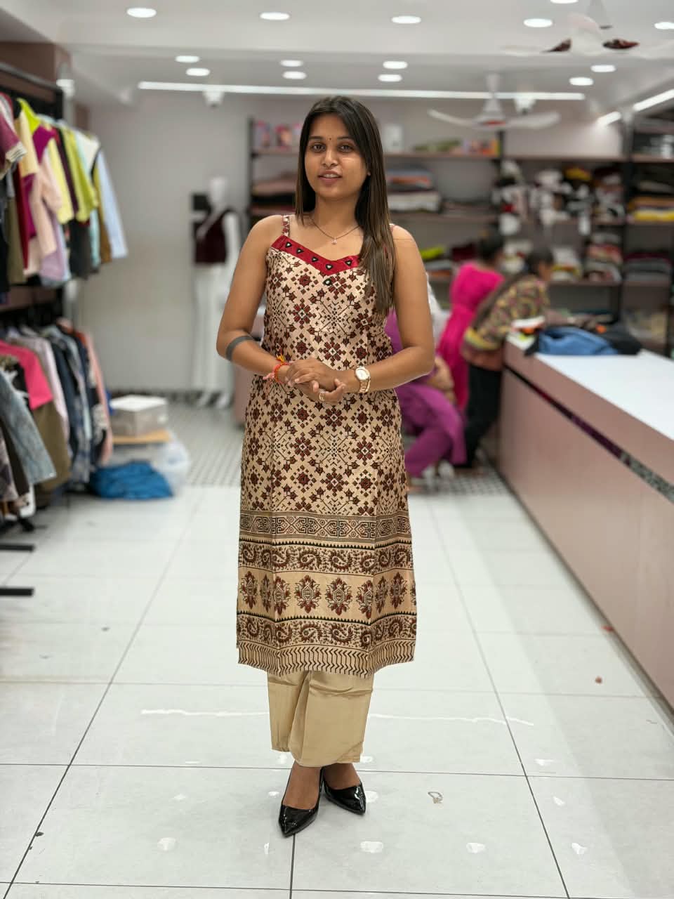 SHAGUN FASHION Premium Printed Strappy Kurti Pant Set with Mirror Work Neckline