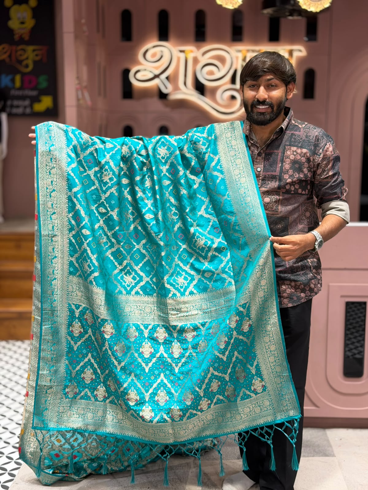 SHAGUN FASHION Premium Gajji Silk Patola & Bandhani Print Saree with Heavy Zari Weaved Pallu & Tassels