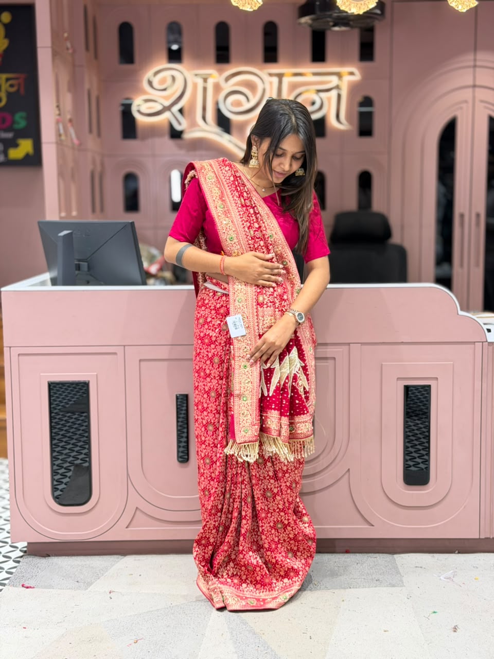 Gorgeous Designer Banarasi Silk Saree with Heavy Zari Work and Fancy Tassels