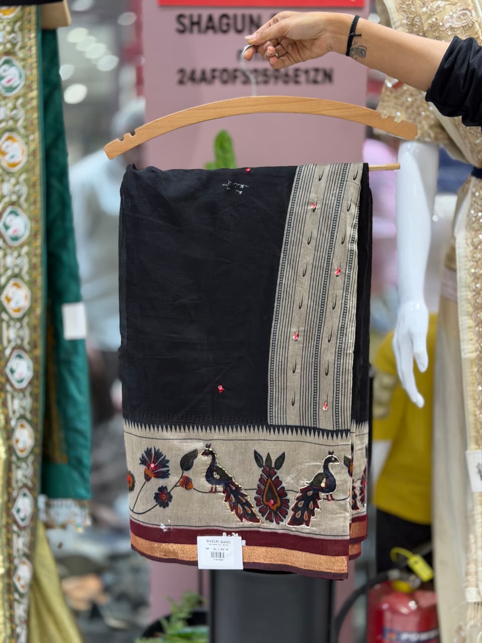 SHAGUN FASHION Premium Kalamkari & Peacock Printed Tussar Silk Saree with Contrast Blouse Piece
